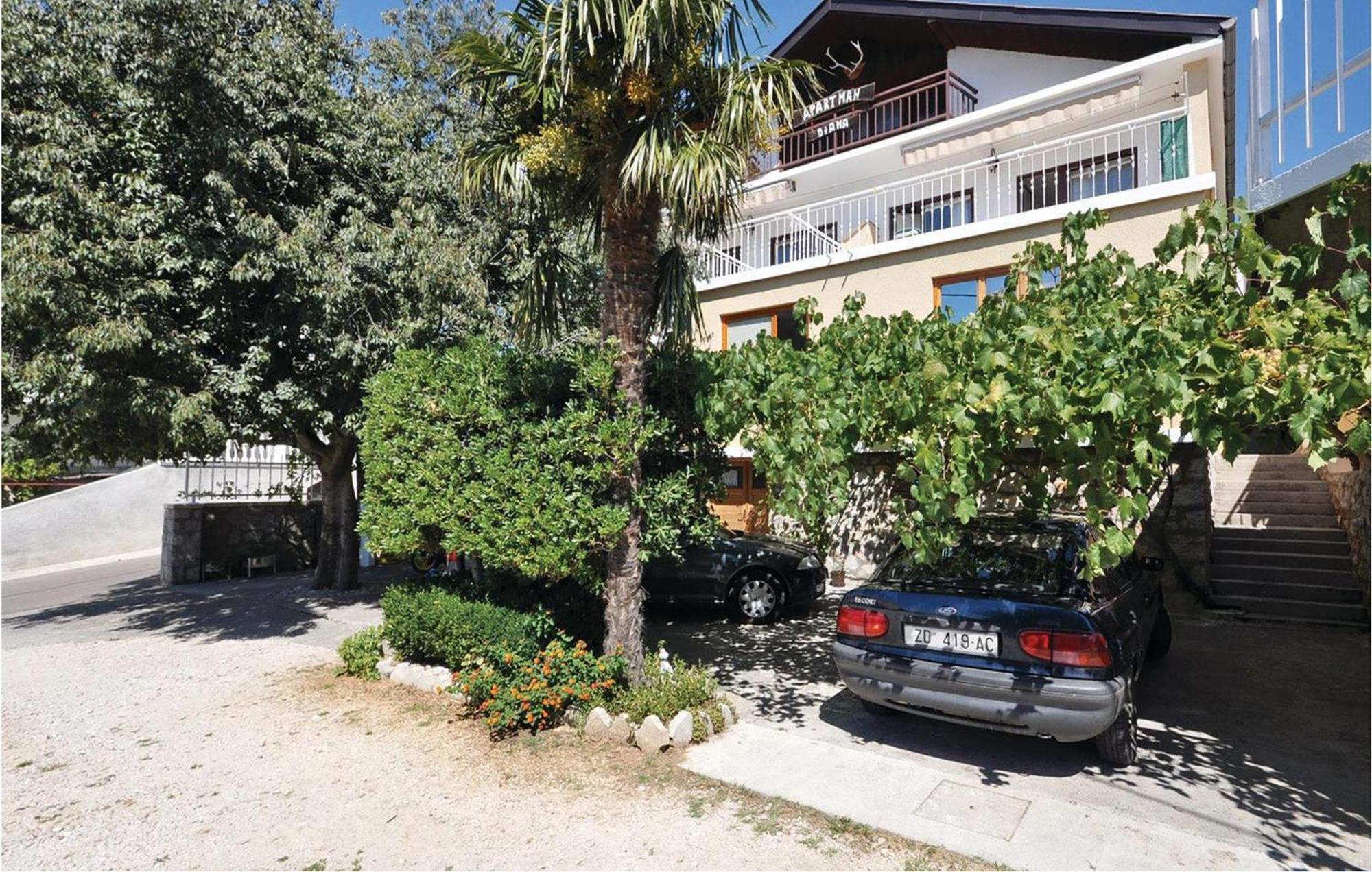 2 Bedroom Lovely Apartment In Starigrad Paklenica Apartment